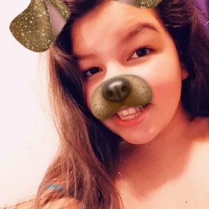 Meet your Posher, Adrianna